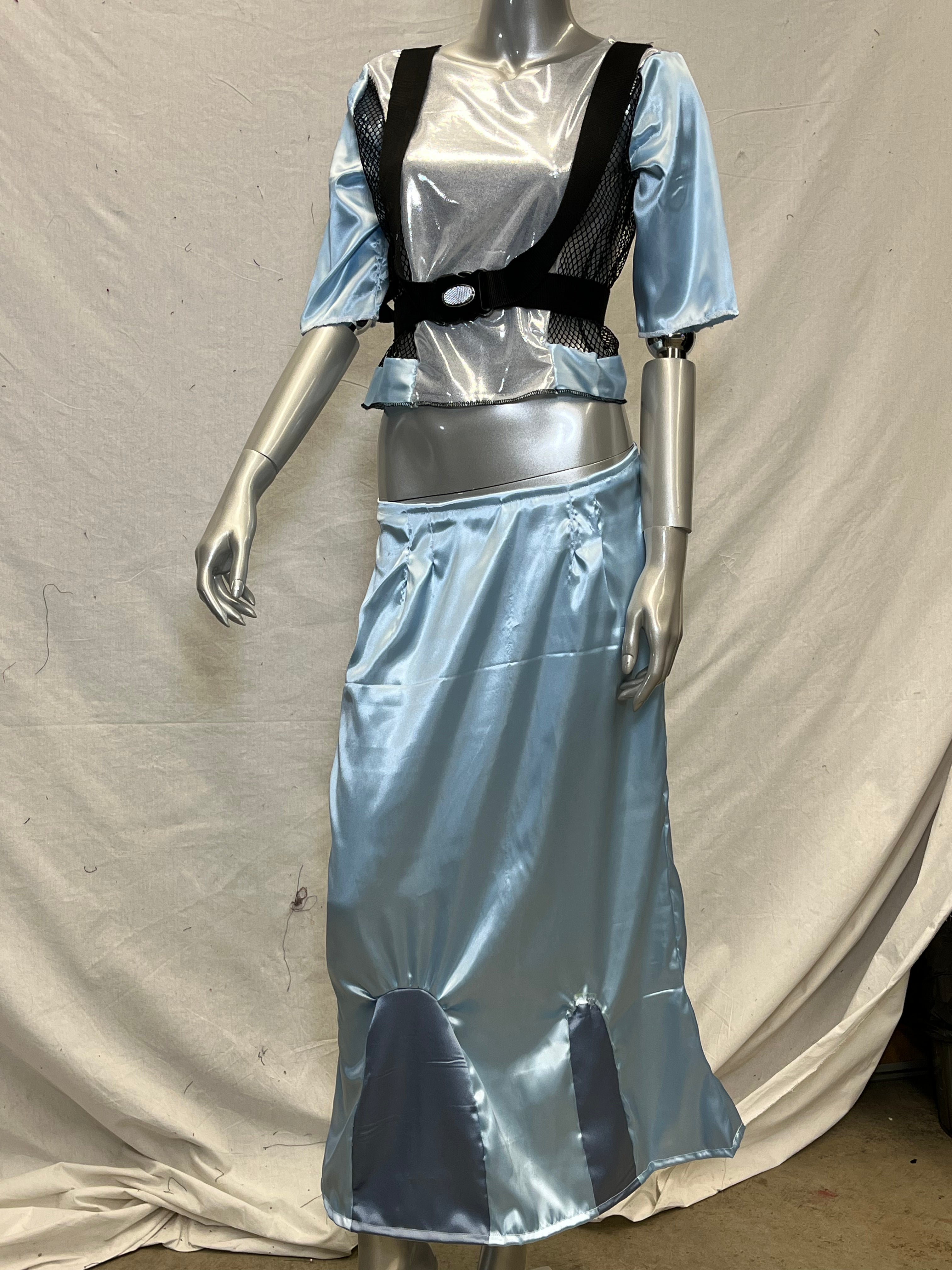 Yeaut Two Tone Skirt Set
