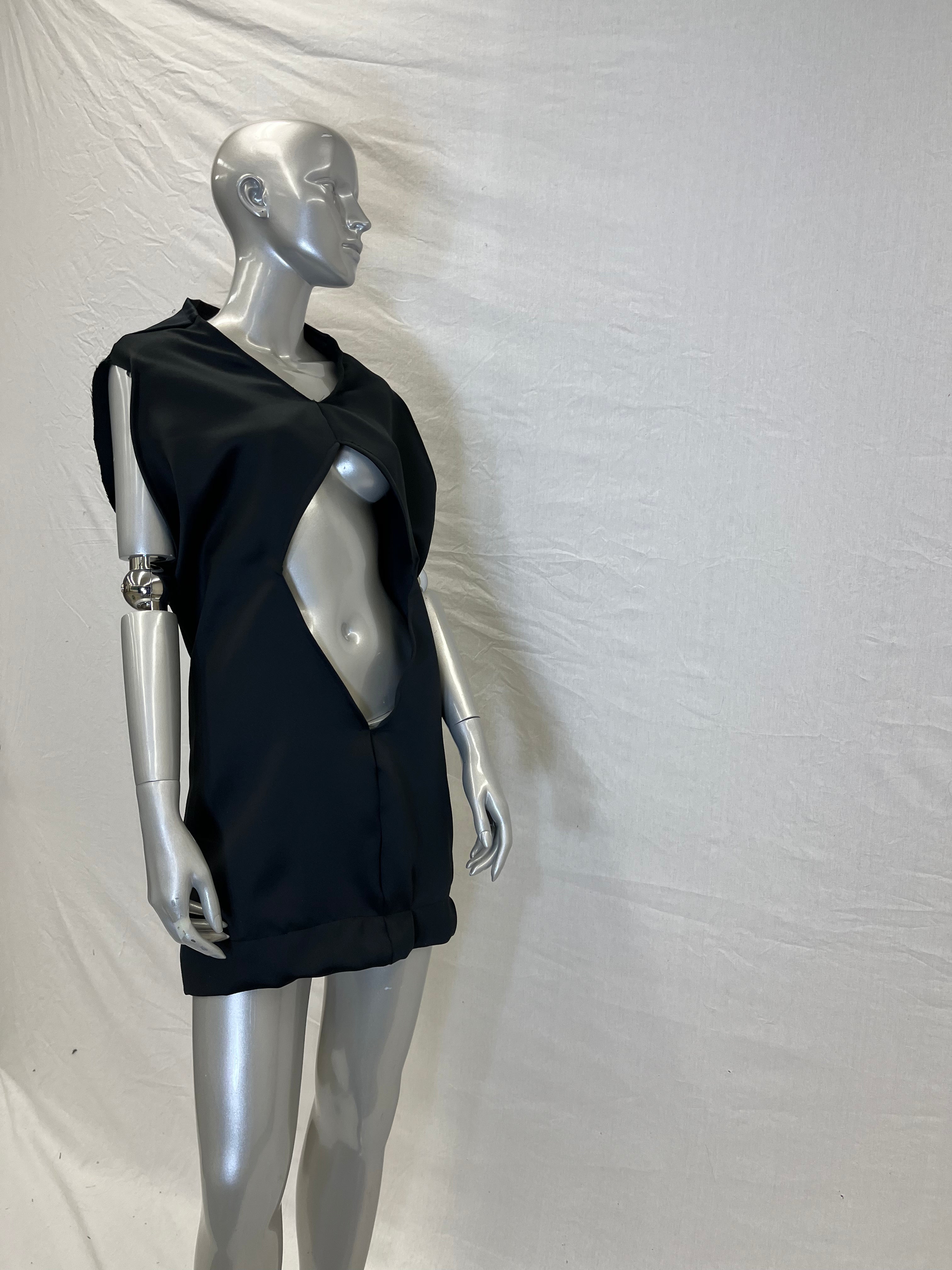 Yeaut Black Open Knit Top